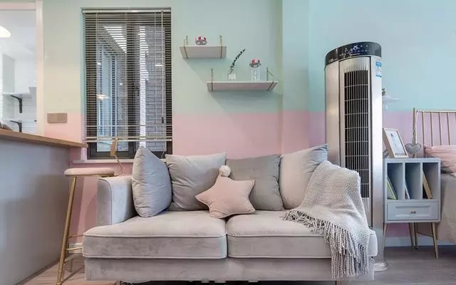 ������|ůɫϵ�ִ�װ�η�񣬵���ס��������������